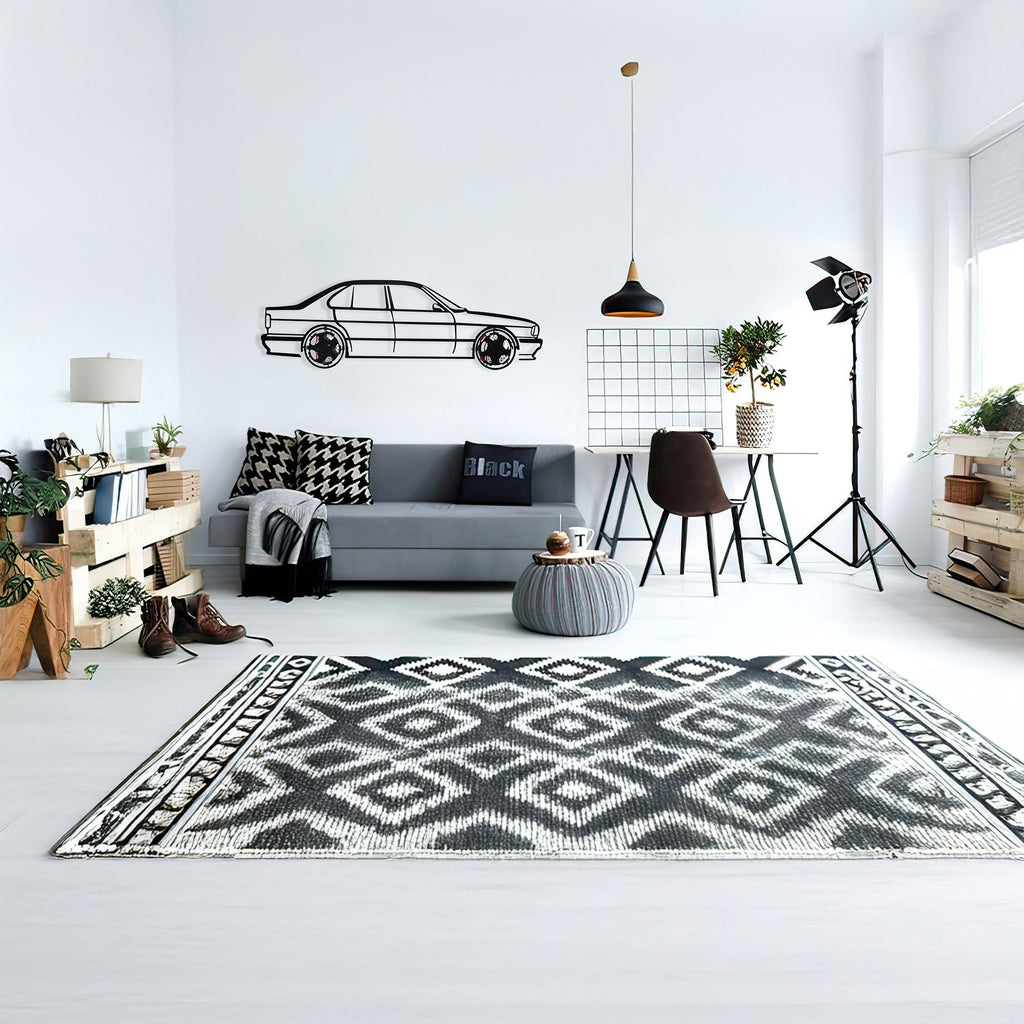 E34 M5 Wall Art – Classic Steel Silhouette with Spinning Wheels-KAFMEKA014